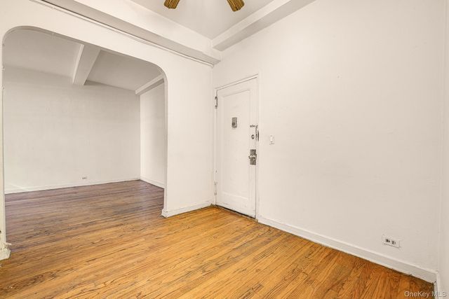 67-38 108 Street D05, Forest Hills, NY 11375