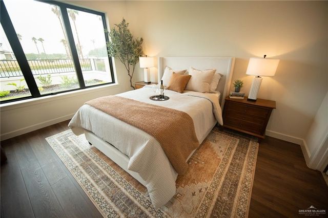 4246 N Lily Pad Avenue, Edinburg, TX 78542