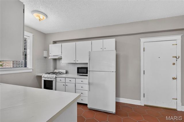 4515 Maryland Avenue 609, St Louis, MO 63108
