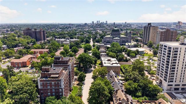 4515 Maryland Avenue 609, St Louis, MO 63108