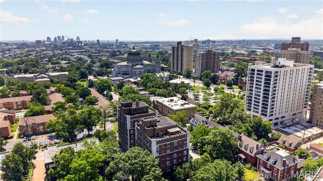 4515 Maryland Avenue 609, St Louis, MO 63108