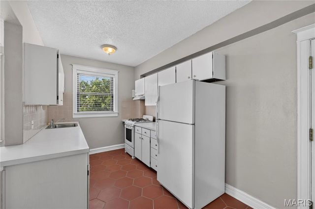 4515 Maryland Avenue 609, St Louis, MO 63108