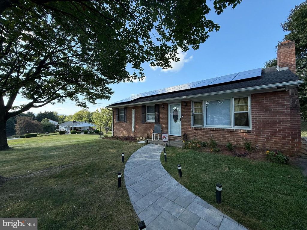 15030 CLEAR SPRING RD, Williamsport, MD 21795