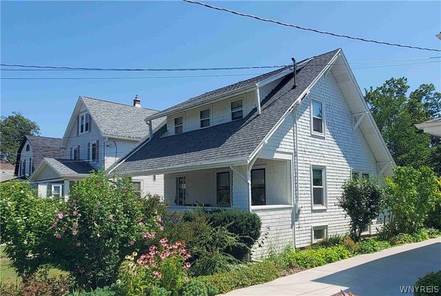 256 Maple Avenue, Hamburg, NY 14075