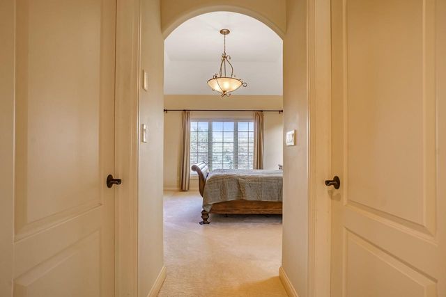 W207N5558 Carters Crossing CIRCLE, Menomonee Falls, WI 53051