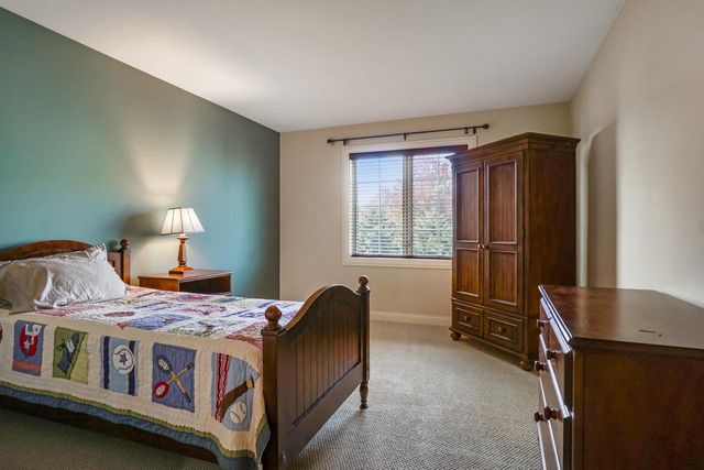 W207N5558 Carters Crossing CIRCLE, Menomonee Falls, WI 53051