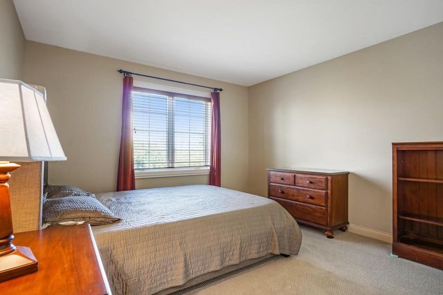 W207N5558 Carters Crossing CIRCLE, Menomonee Falls, WI 53051