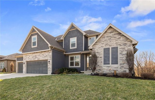 2120 Foxtail Drive, Kearney, MO 64060