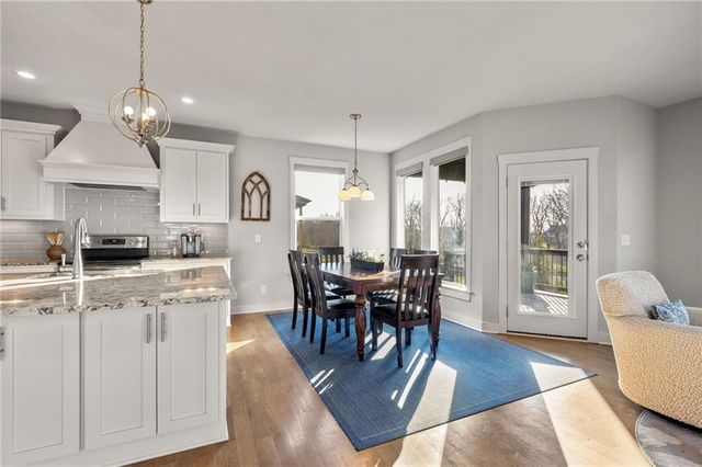 2120 Foxtail Drive, Kearney, MO 64060