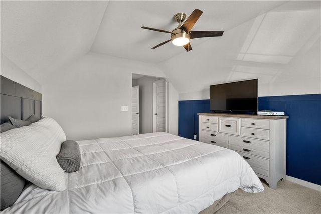 2120 Foxtail Drive, Kearney, MO 64060