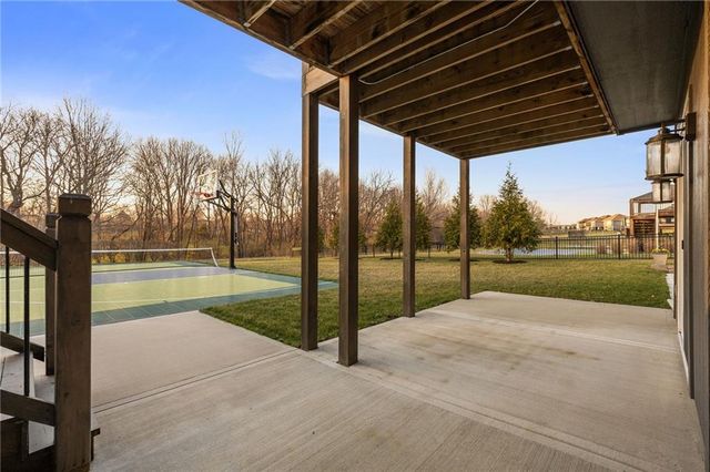 2120 Foxtail Drive, Kearney, MO 64060