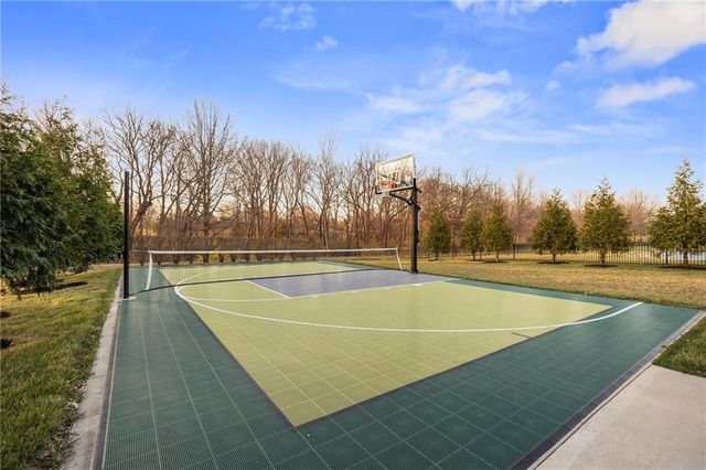 2120 Foxtail Drive, Kearney, MO 64060