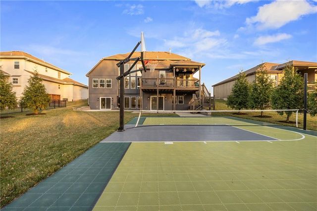 2120 Foxtail Drive, Kearney, MO 64060