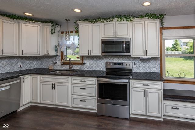 10304 Whispering Winds Drive, Indianapolis, IN 46234