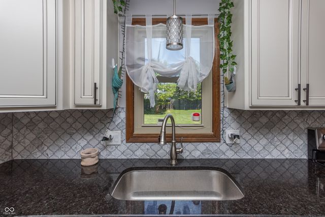 10304 Whispering Winds Drive, Indianapolis, IN 46234