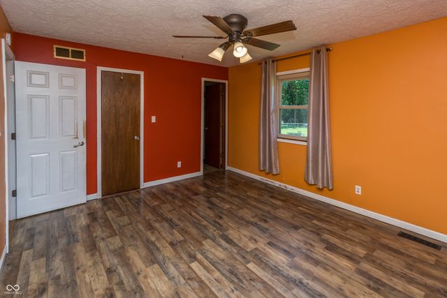 10304 Whispering Winds Drive, Indianapolis, IN 46234