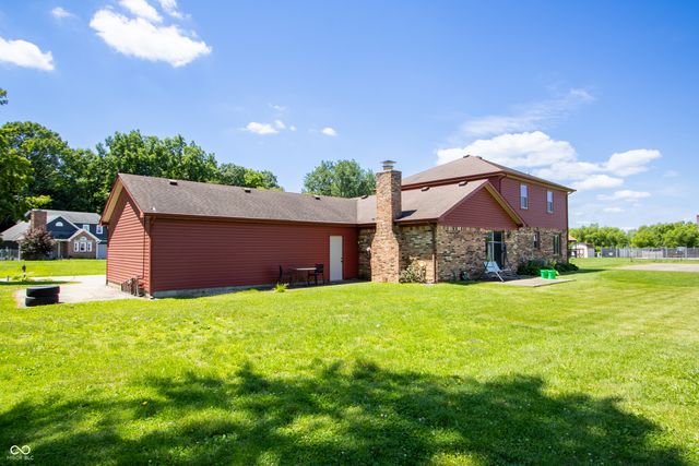 10304 Whispering Winds Drive, Indianapolis, IN 46234