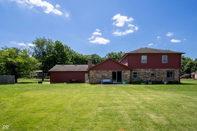 10304 Whispering Winds Drive, Indianapolis, IN 46234