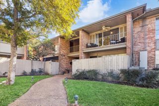 6465 Bayou Glen Road, Houston, TX 77057