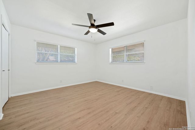 702 Fawndale, Windcrest, TX 78239