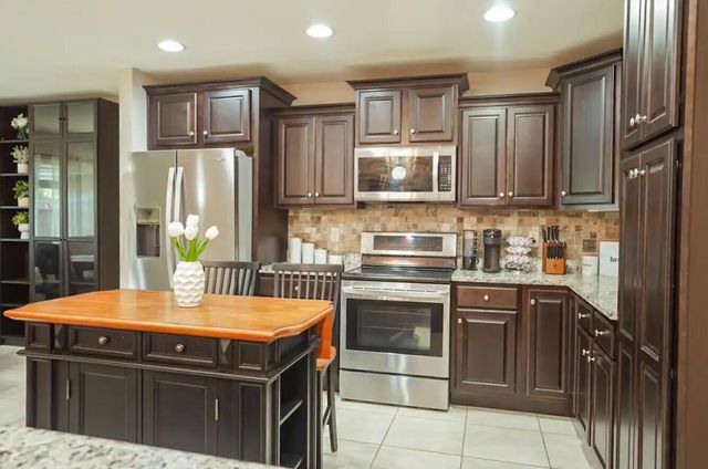 109 Thornhill Road, Fort Walton Beach, FL 32547