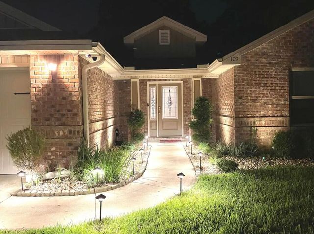 109 Thornhill Road, Fort Walton Beach, FL 32547