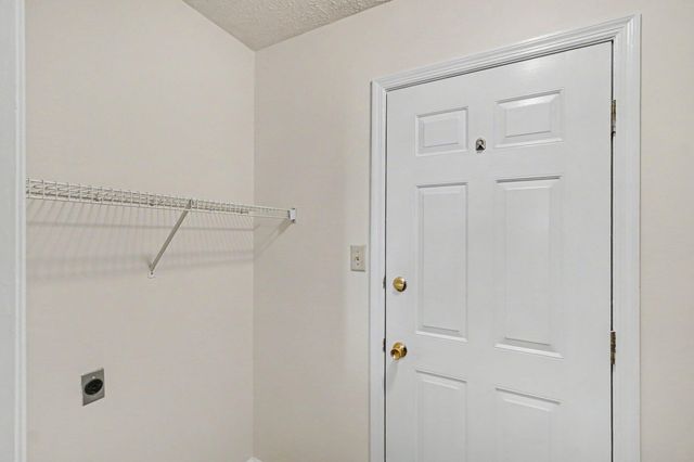 1213 Pleasant Ridge Drive, Lexington, KY 40509
