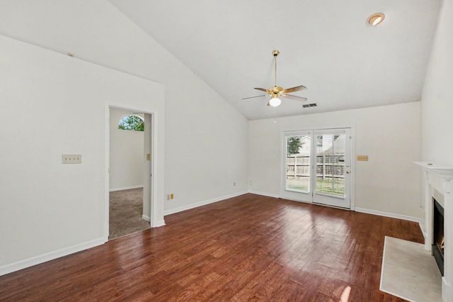 1213 Pleasant Ridge Drive, Lexington, KY 40509
