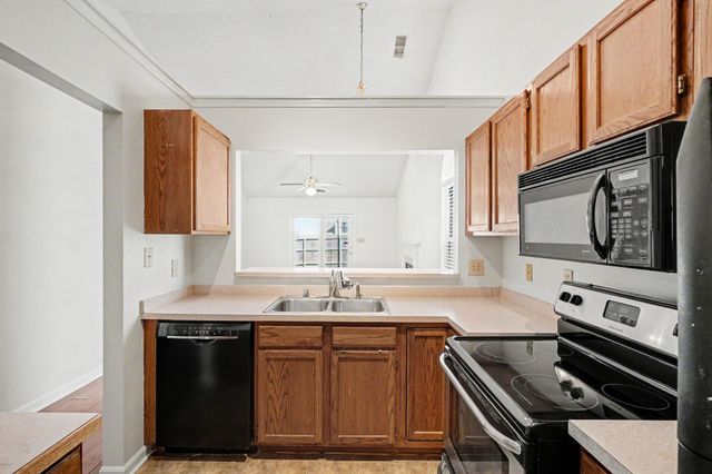 1213 Pleasant Ridge Drive, Lexington, KY 40509