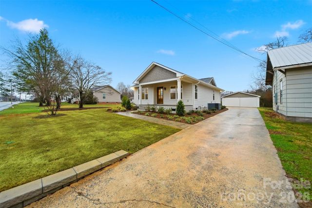 1022 E Main Street, Maiden, NC 28650