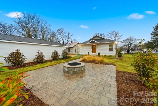 1022 E Main Street, Maiden, NC 28650