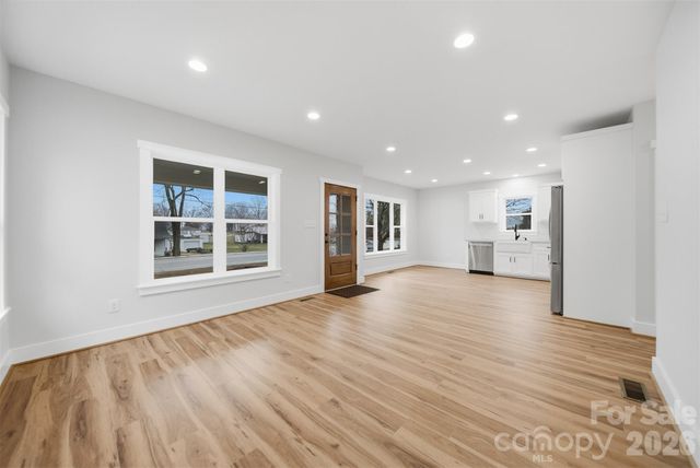 1022 E Main Street, Maiden, NC 28650