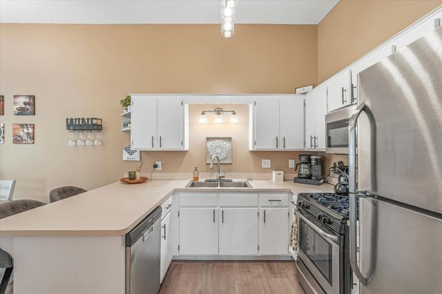 8575 Yalta Lane NE, Circle Pines, MN 55014