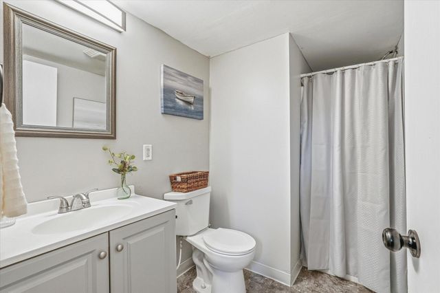 8575 Yalta Lane NE, Circle Pines, MN 55014