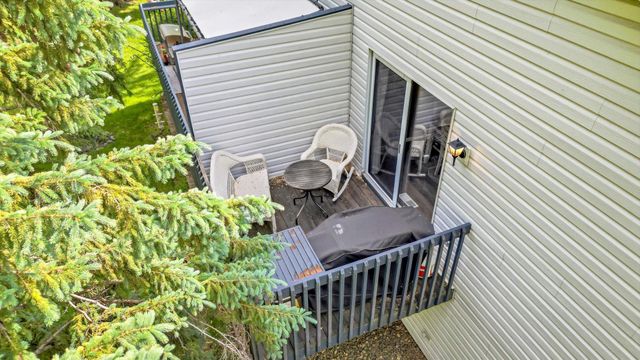 8575 Yalta Lane NE, Circle Pines, MN 55014