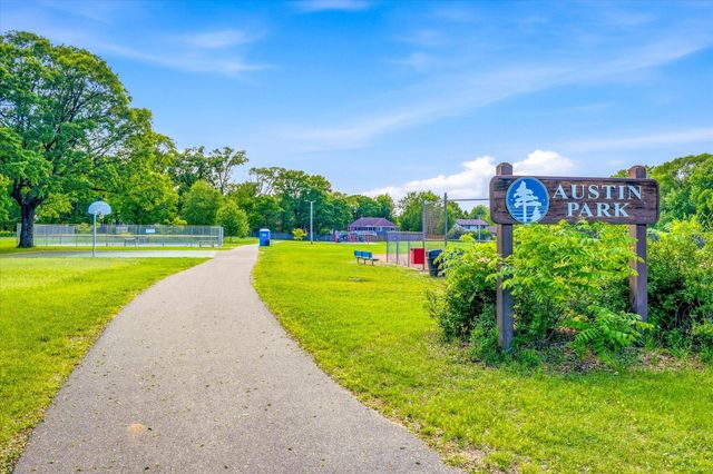 8575 Yalta Lane NE, Circle Pines, MN 55014