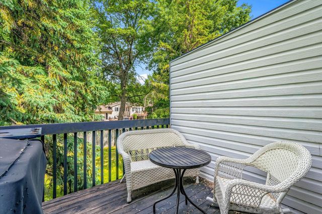 8575 Yalta Lane NE, Circle Pines, MN 55014