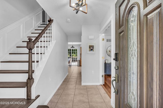 216 Doe Road, Toms River, NJ 08753