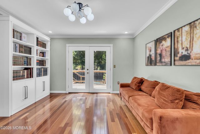 216 Doe Road, Toms River, NJ 08753