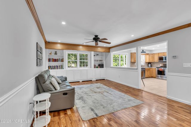 216 Doe Road, Toms River, NJ 08753