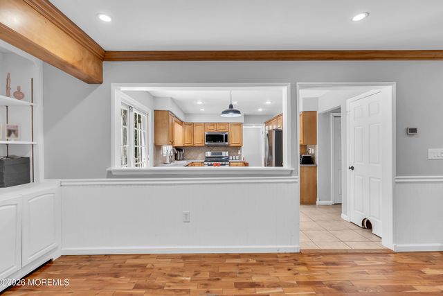 216 Doe Road, Toms River, NJ 08753