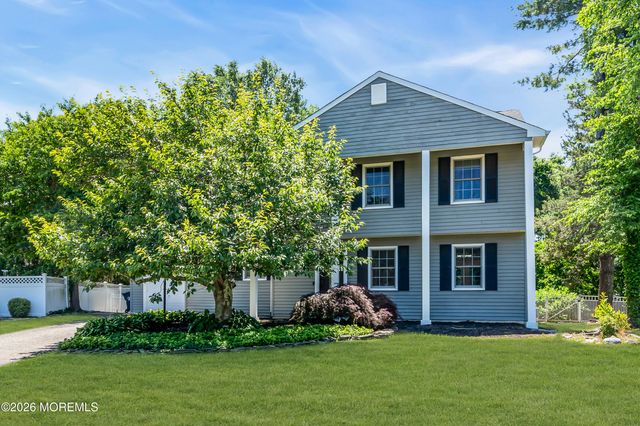216 Doe Road, Toms River, NJ 08753