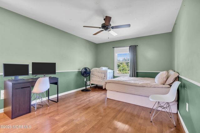 216 Doe Road, Toms River, NJ 08753