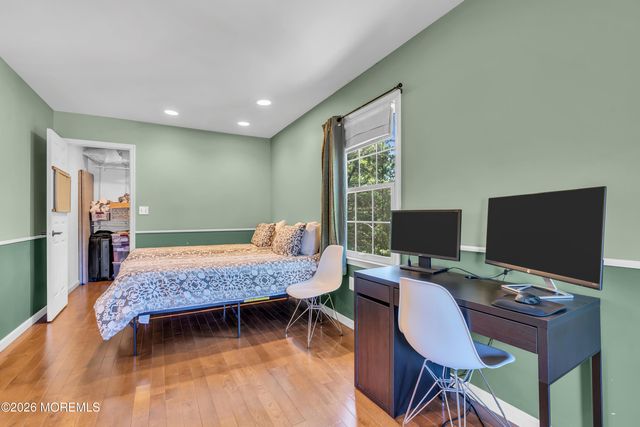 216 Doe Road, Toms River, NJ 08753