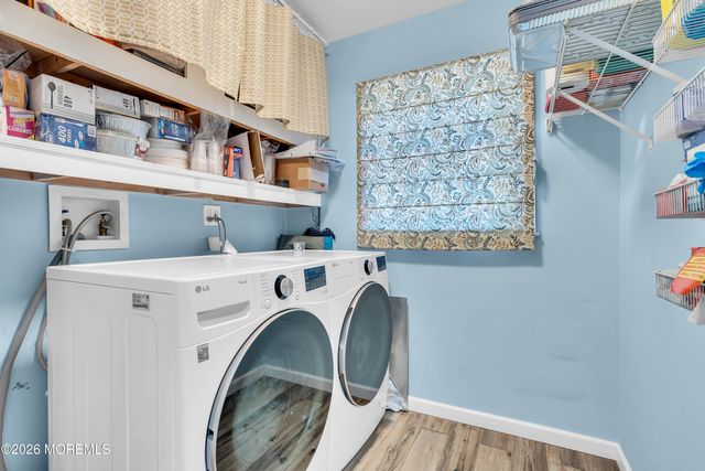 216 Doe Road, Toms River, NJ 08753