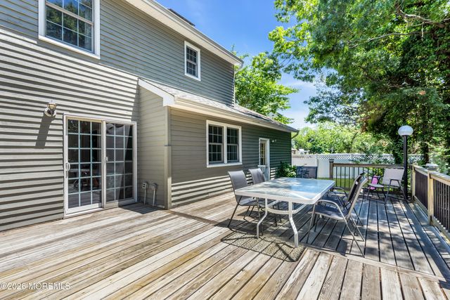 216 Doe Road, Toms River, NJ 08753