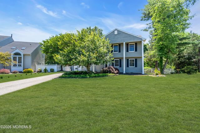 216 Doe Road, Toms River, NJ 08753