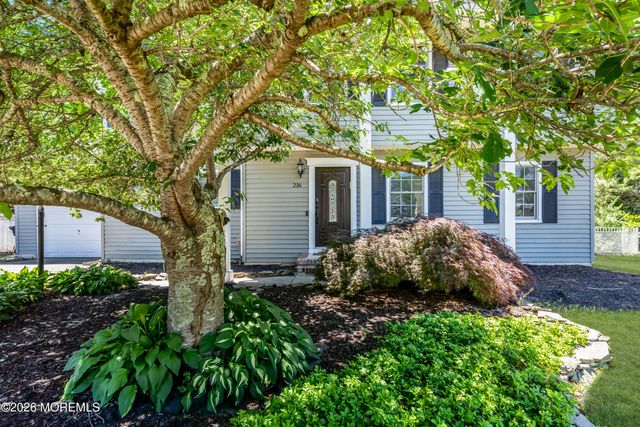 216 Doe Road, Toms River, NJ 08753