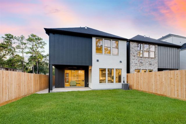 7512 Shadyvilla Lane, Houston, TX 77055