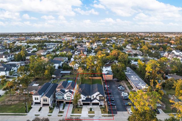 7512 Shadyvilla Lane, Houston, TX 77055